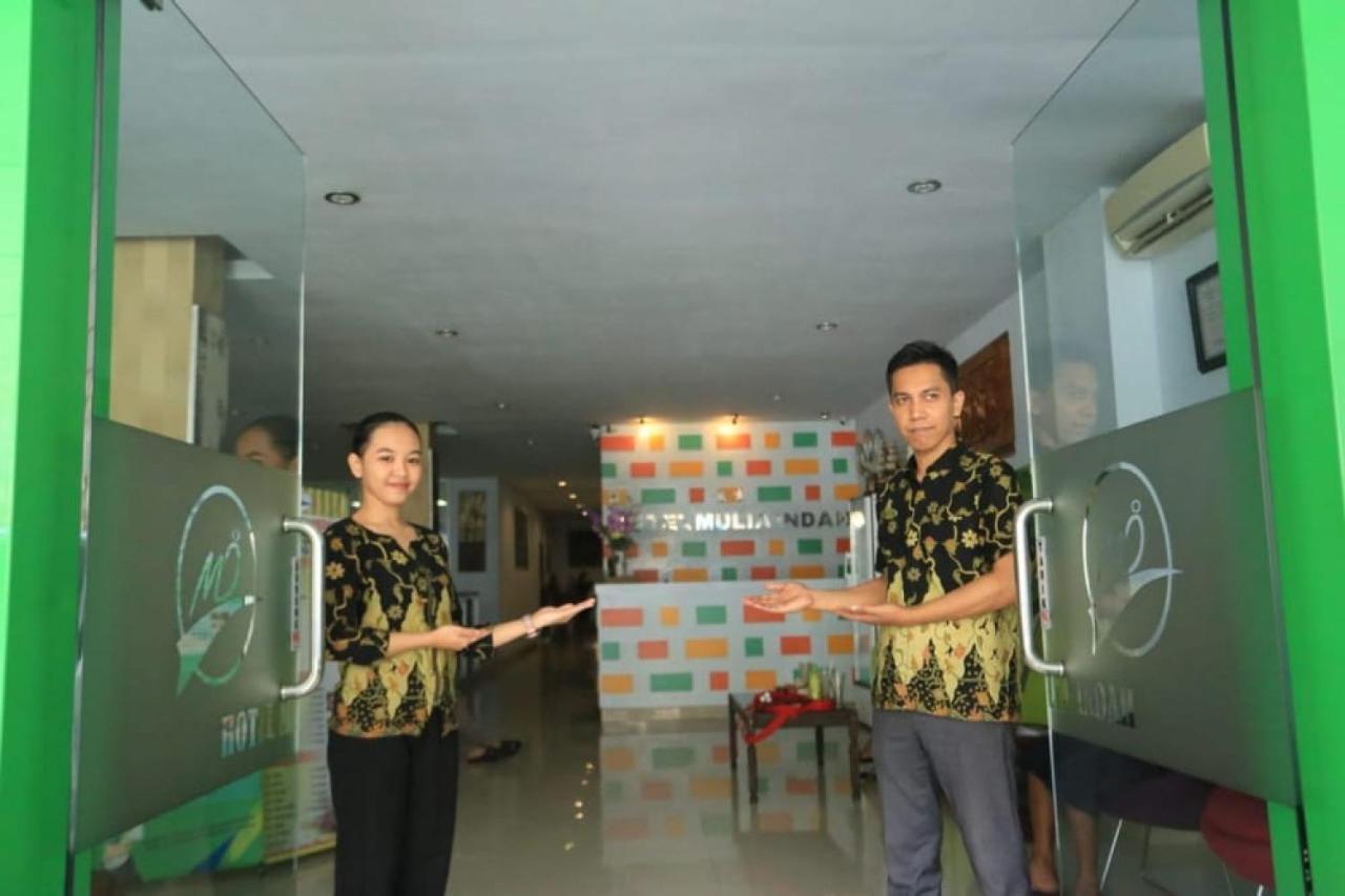 Urbanview Hotel Mulia Indah Palopo Exterior photo